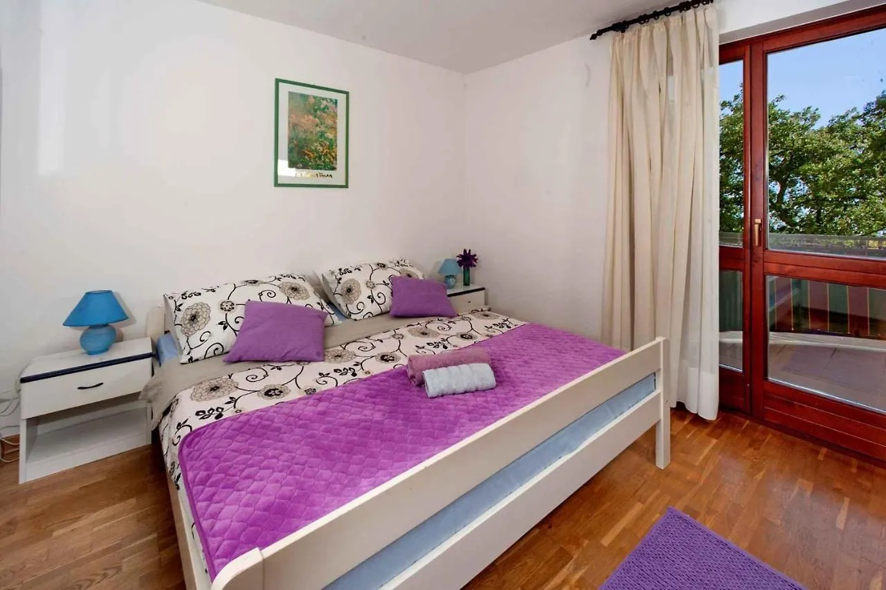 Apartment In Porec/Istrien 38512 Croatia