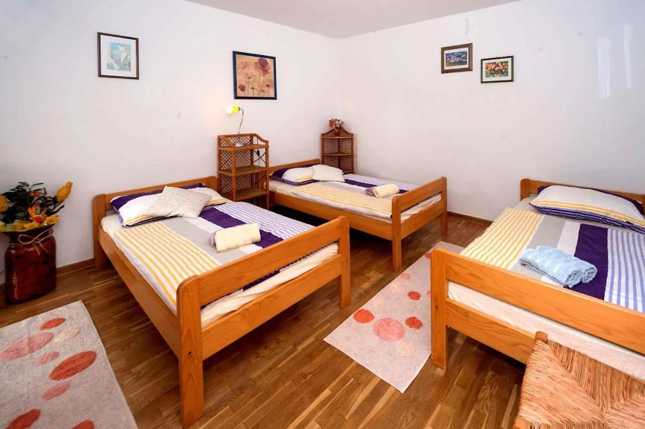 Apartment In Porec/Istrien 38512 Porec